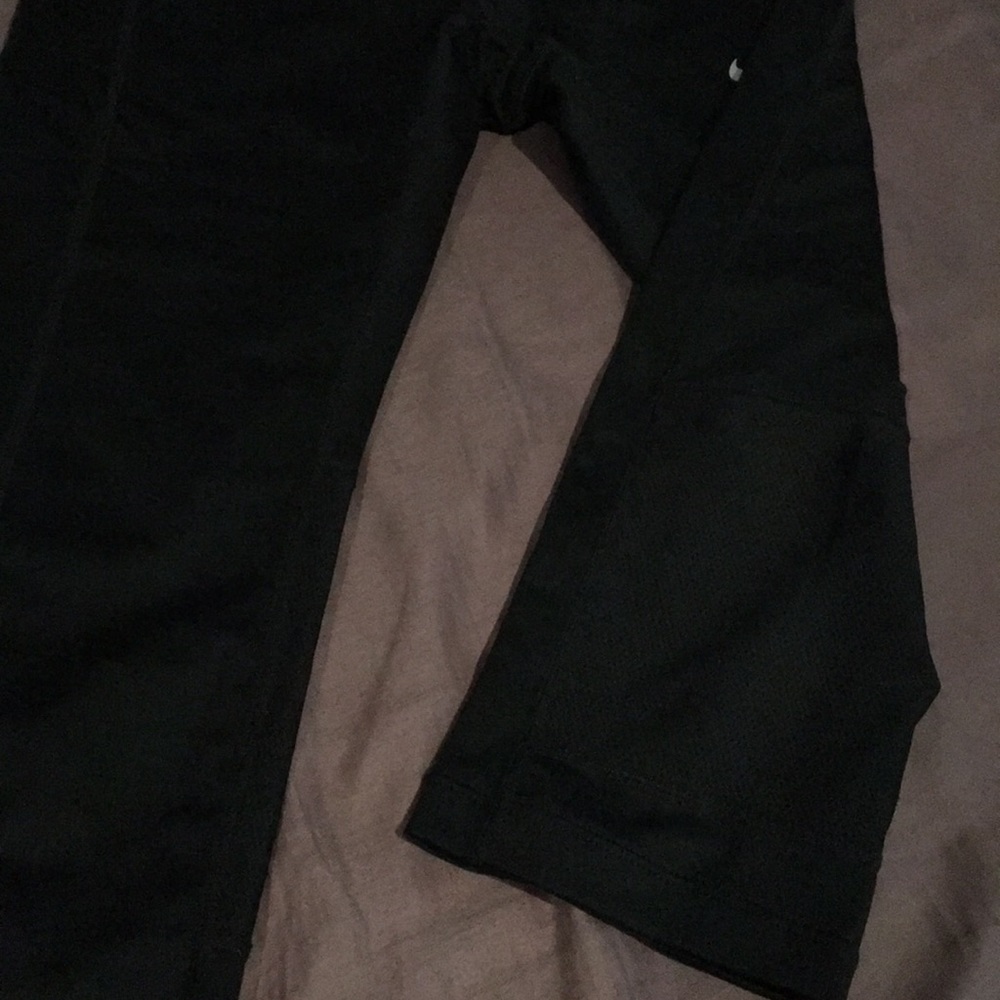 Capris - Picture 3 of 5